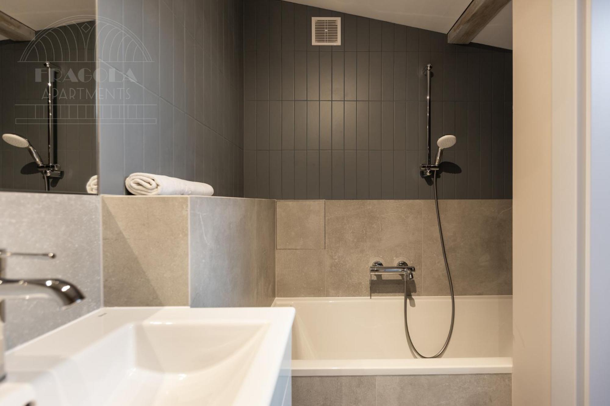 Spacious Apartment 11 Pax, Vistula River - Fragola Apartments Krakow Dış mekan fotoğraf